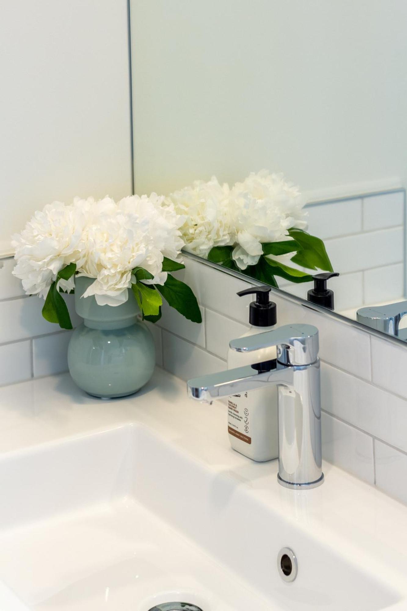 Relaxing City Hideaway - 2 Bed In Christchurch Cbd Exteriér fotografie